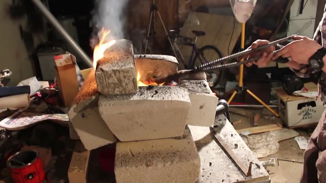 How To Forge A Post Apocalyptic Carving Knife