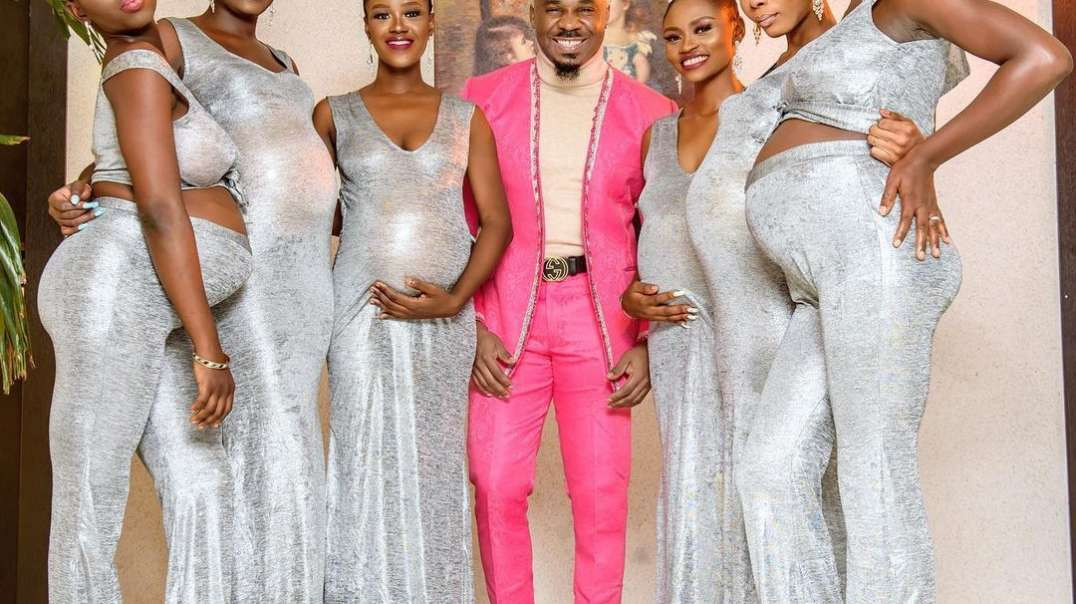 Nigeriano Empurrador de Pica Pretty Mike, desfila com seis mulheres grávidas no casamento do amigo!