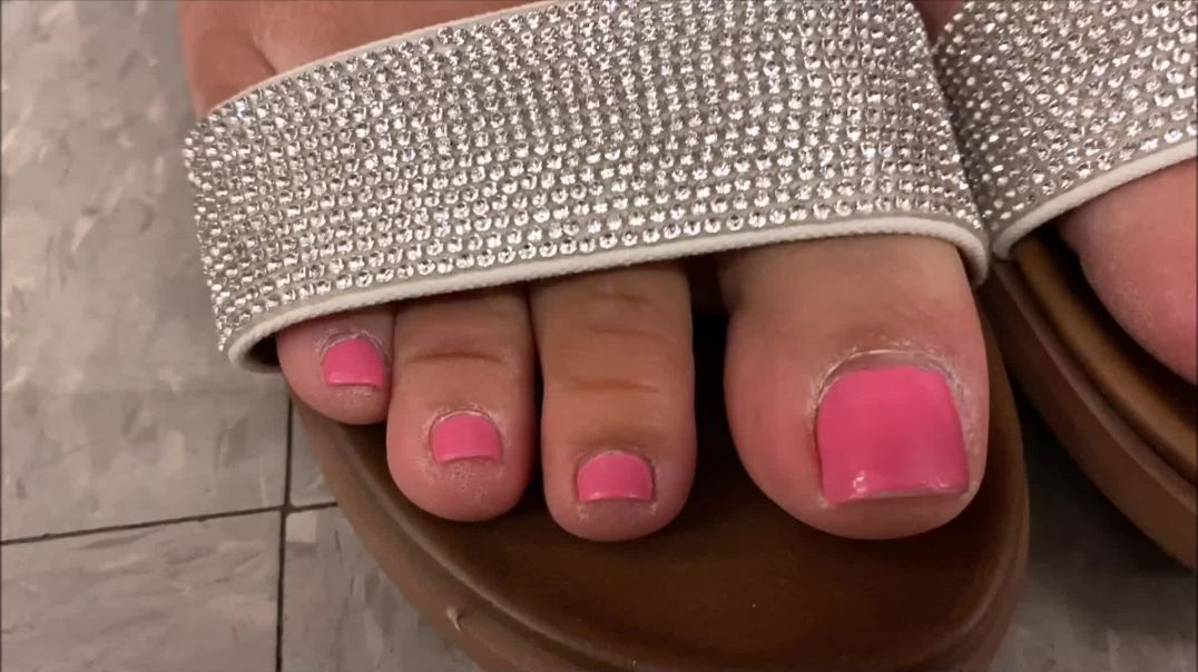 Xamina (not my wife) Pink Toes