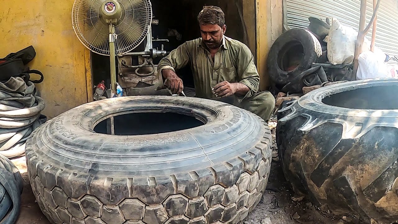 Amazing Technique of Repairing a Hard Impact Sidewall Truck Tire