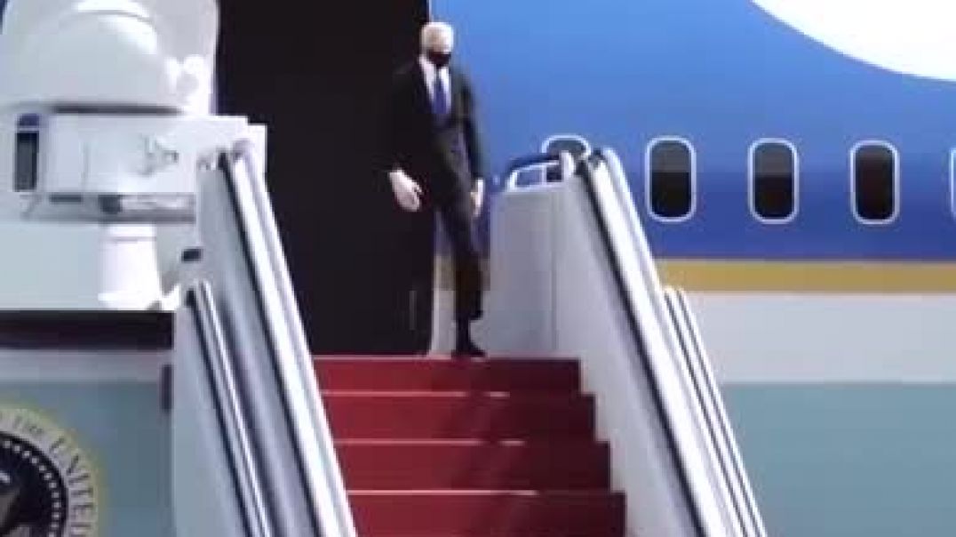 Biden Falling down stairs