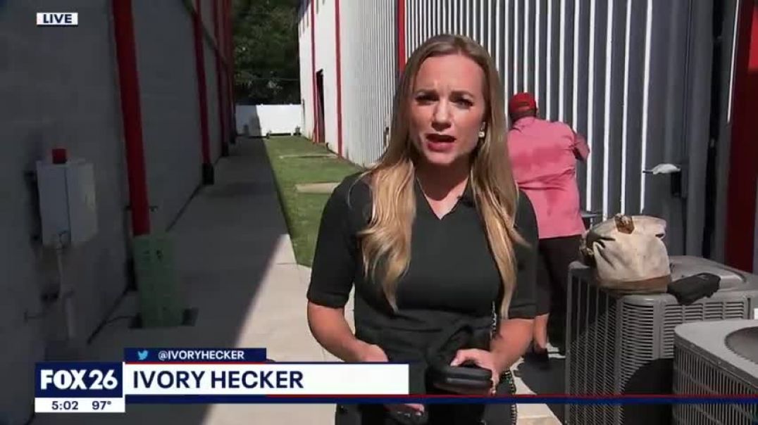 FOX 26 Reporter Ivory Hecker Says Live on Air That She Has B