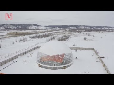 Russian Family Lives Under Dome to Test out Experimental Living Research