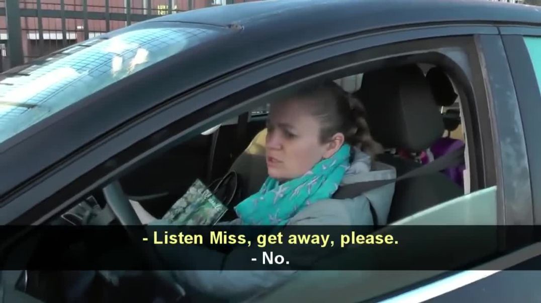 Fefails driving on Pavement and instant justice - Ladies Day