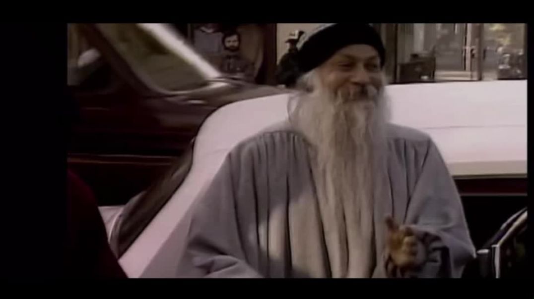 Osho e a sua doutrina que lembra psicanalistas e psicoterapeutas socialistas