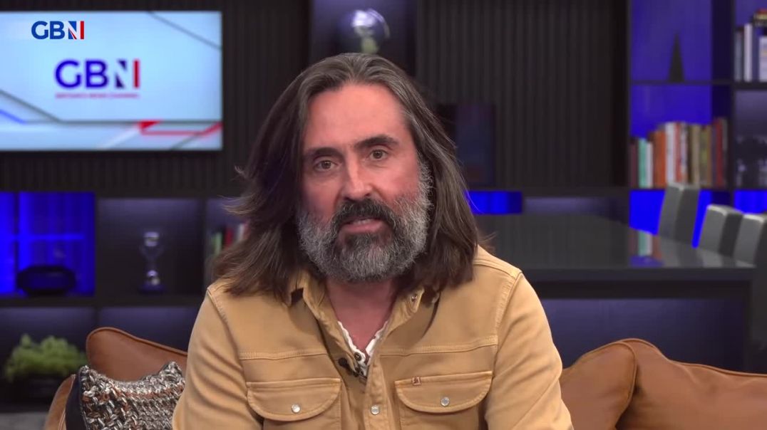 Neil Oliver- Government leaders are frightened of their own people - and there-s a lot of us