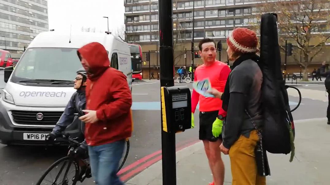 Jogger Confronts Indistinction Rib-belly-on Laxative behaving like TWAT'S