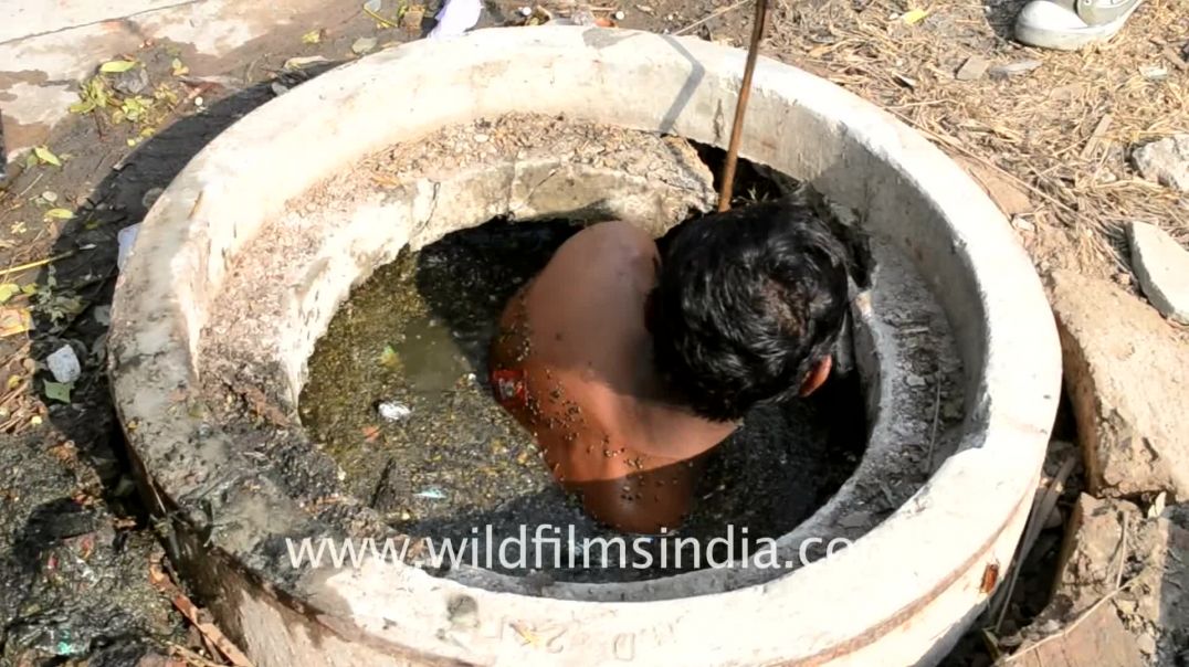 The dirty job of a sewage diver!