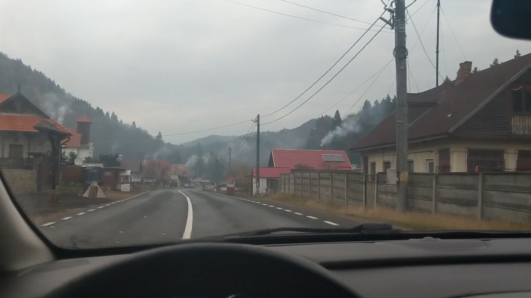 Driving Through Romanian Mountains Listening To TFM