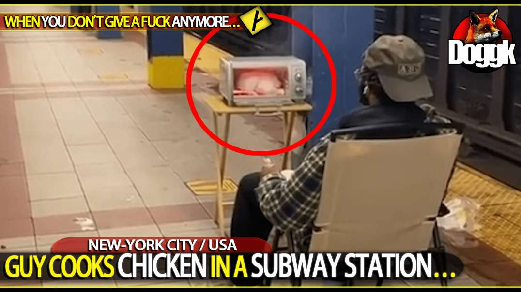 GUY COOKS CHICKEN IN A SUBWAY STATION.. ( NEW-YORK CITY / USA)