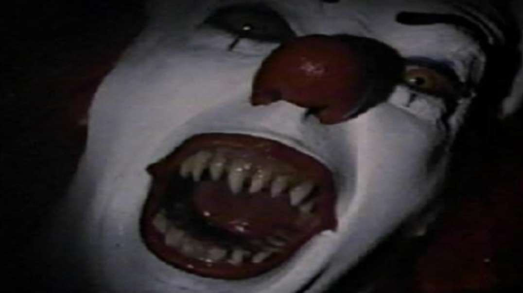 32.Pennywise The Dancing Clown (Top Horror Killers Villains Antiheroes)