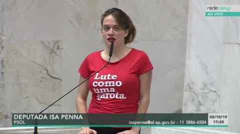 Deputada feminista causa constrangimento na Alesp