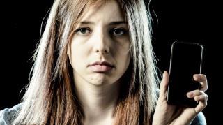 Mom's Boyfriend Is Touching Me! - MGTOW