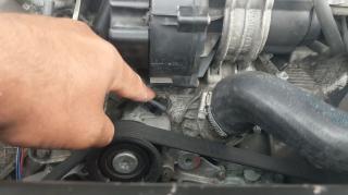 How To Find & Replace Coolant Temp Sensor On Mercedes C320 2003 4Matic