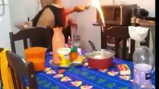 Usando Botijão como MAÇARICO l Gas canister used as blowtorch