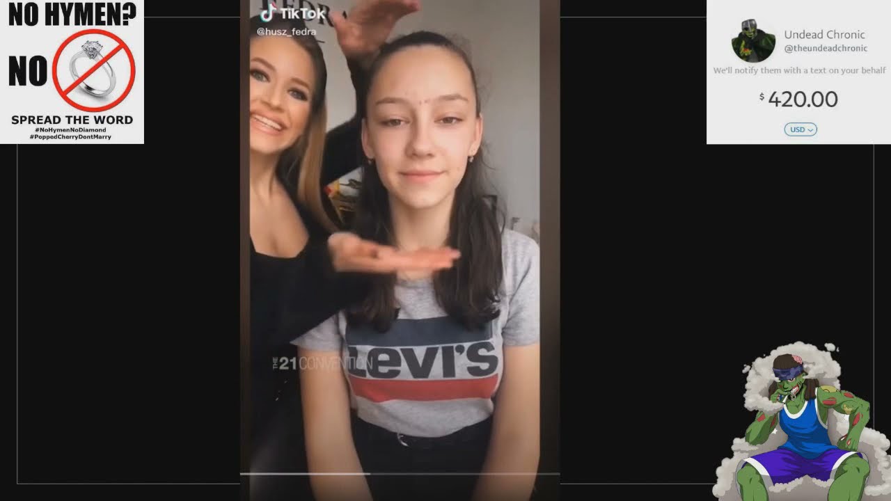 Mother Teaches Her Daughter FAKE-UP Skills