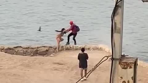 Com o crescimento dos homens libertos, E o boicote de caldo de piroculina nas entranhas delas, isso está fazendo elas pi