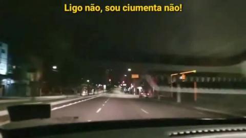 (SANCTA) JOVEM DEU EM CIMA DE MIM NO UBER (Legendado)