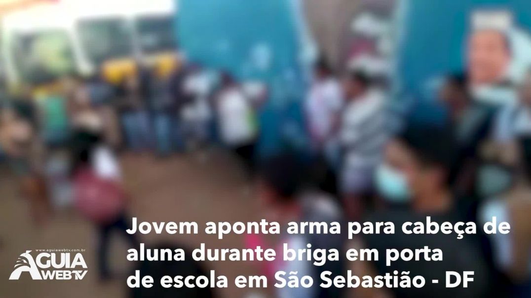 Mulher aponta arma para cabeça de aluna durante briga em porta de escola em São Sebastião - DF