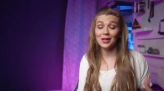 AMERICAN WOMAN REACTS TO ISLE OF MAN TT MOTORCYCLE RACE-