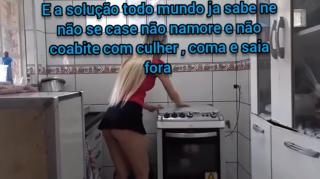 Vc levou a geladeira e o fogão minha tv meu DVD , se casar e bom imagina a separação hahahaha.