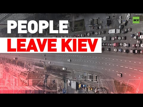 Huge traffic jams as Kiev residents rush to leave the city