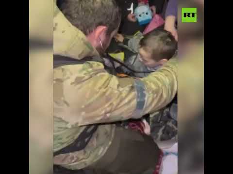 Doctors from the National Guard of Russia help in the Donbass