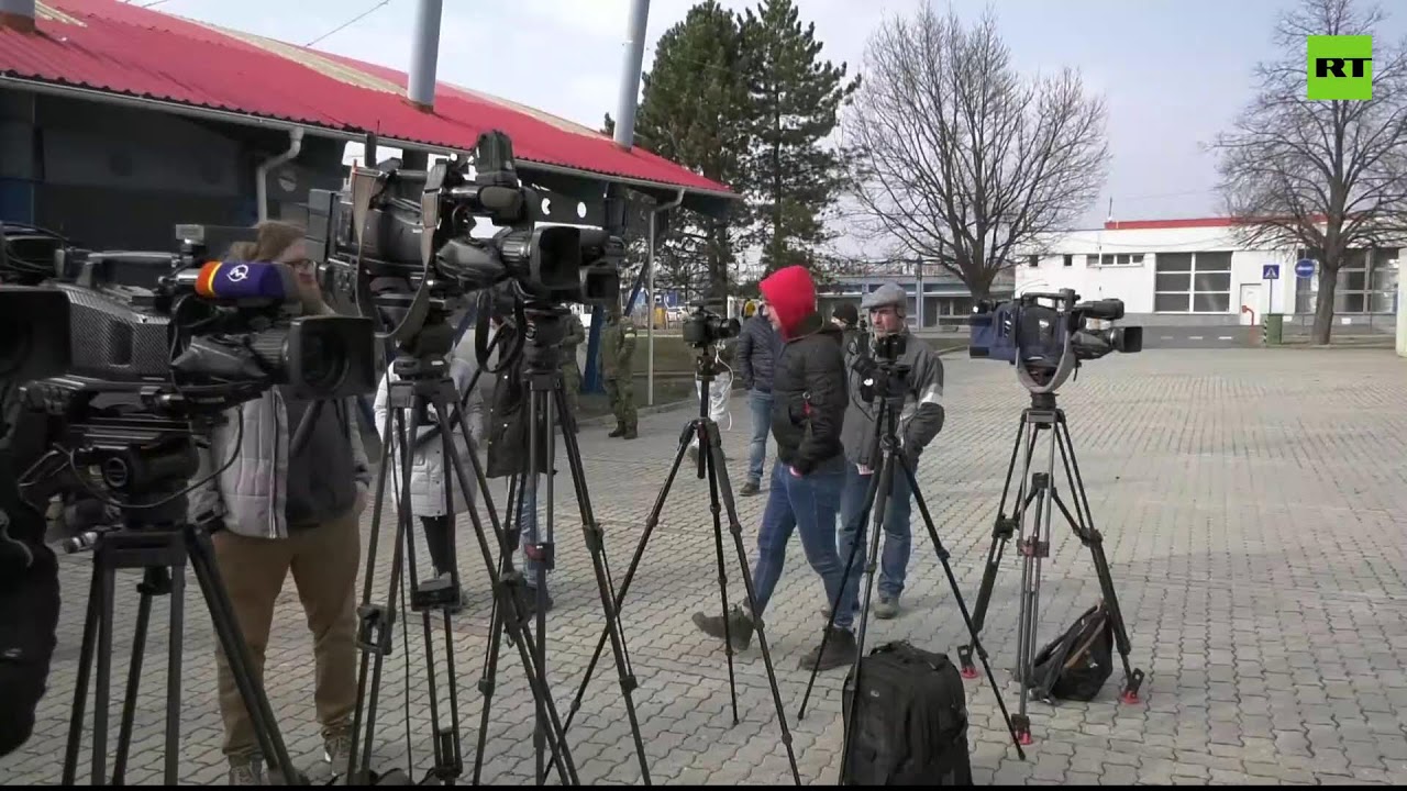 Slovakian border as people continue to arrive from Ukraine