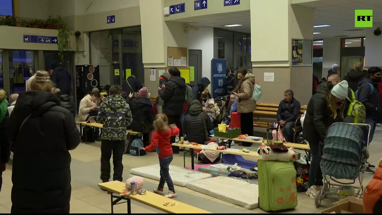 Ukrainian refugees arriving in Hungary at Zahony Railway Station