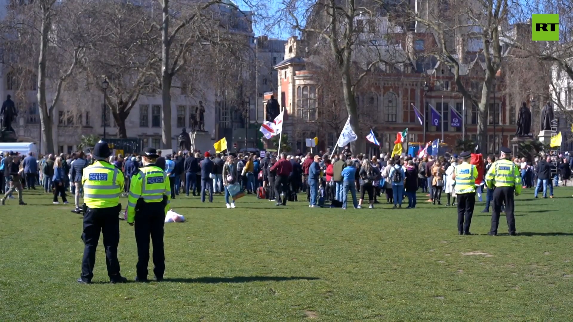 London’s ‘rally for freedom’ sees hundreds decry COVID restrictions