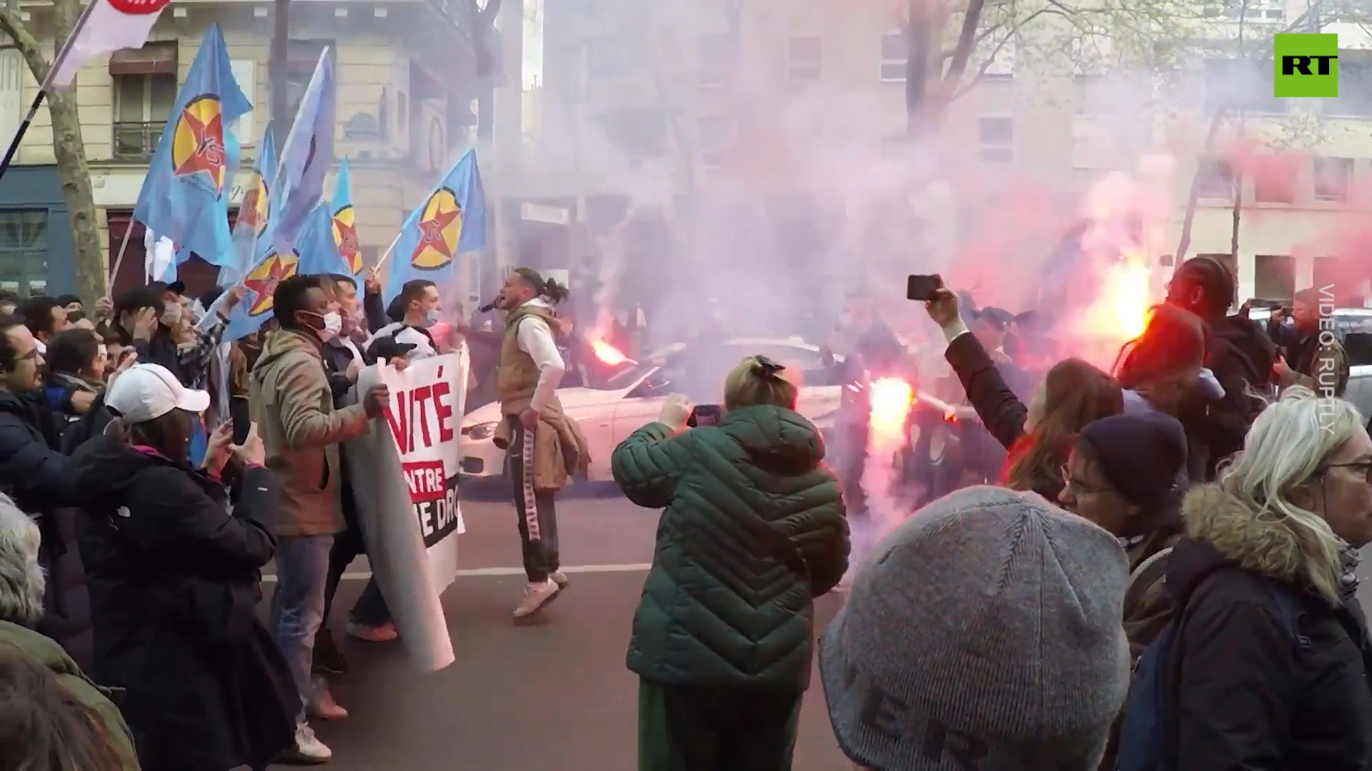 Anti-right wing protests grip Paris