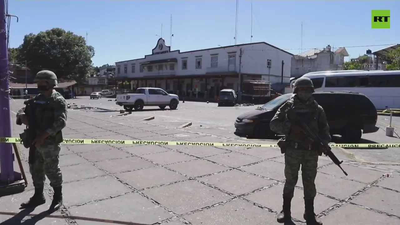 At least 5 suspected dead after Mexican gang firefight