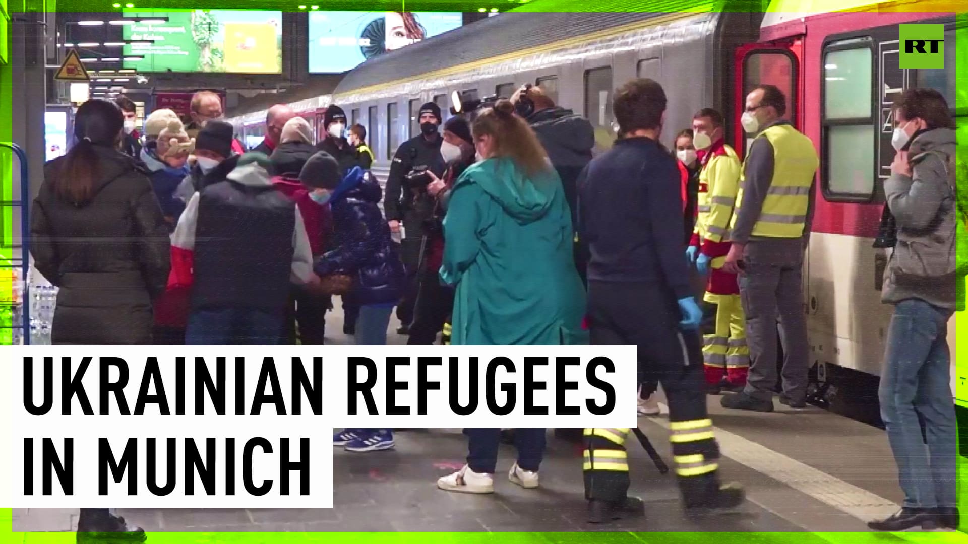 Ukrainian refugees at Munich's central station