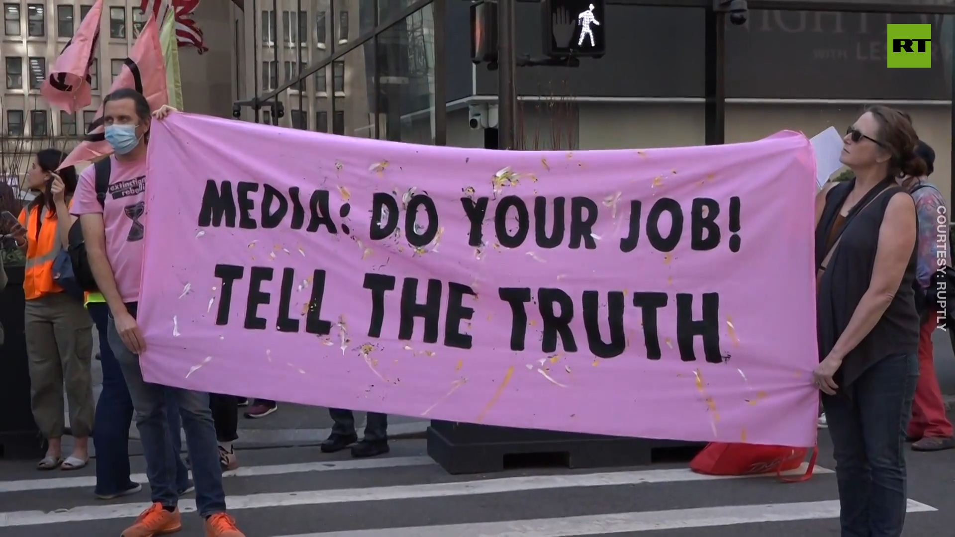 'Tell the truth' | Climate change protesters denounce lack of media coverage