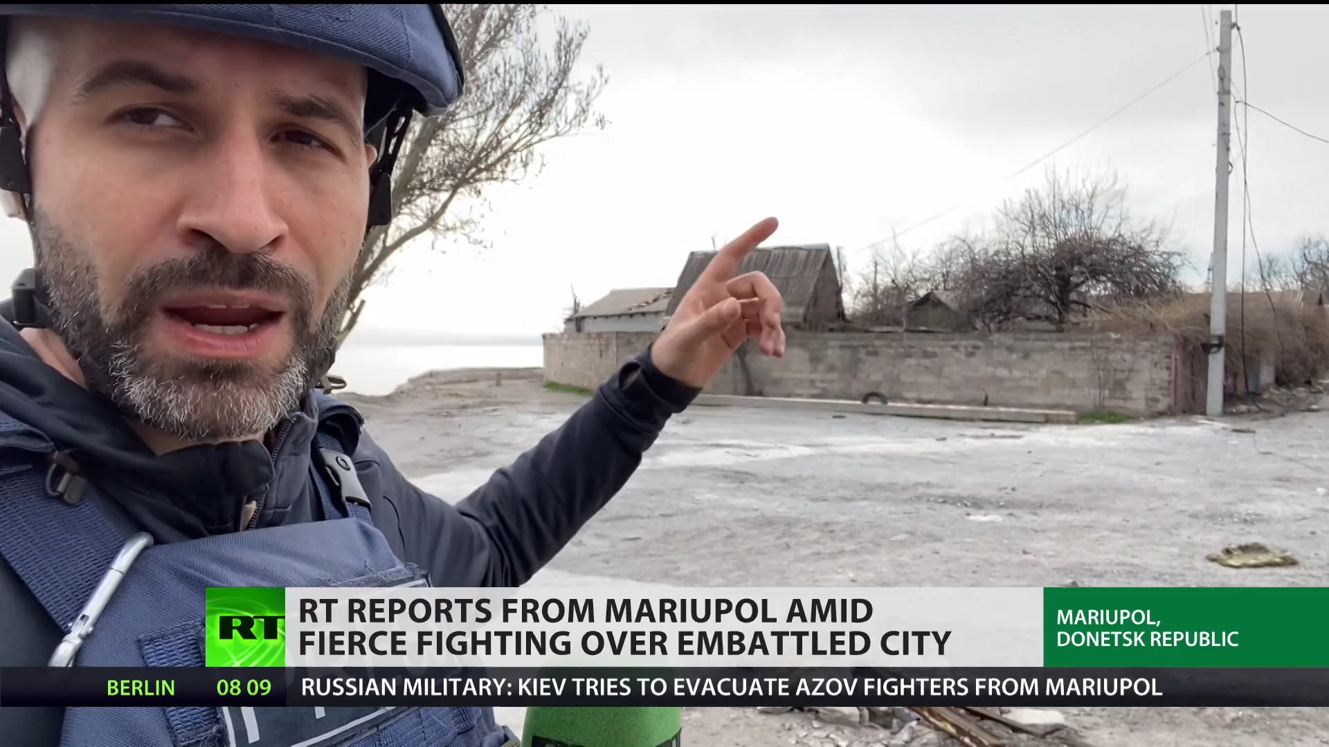 Fighting continues in Mariupol, mayor admits Russian troops now control half of it