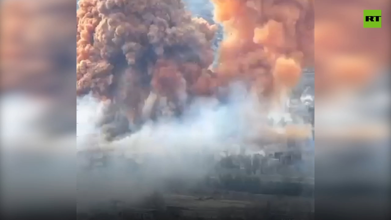 Nitric acid explosion at Donbass chemical plant