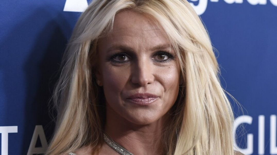 Oops! she did it again. Britney spears is knocked up for the 3rd time from soon to be 3rd husband - WD21