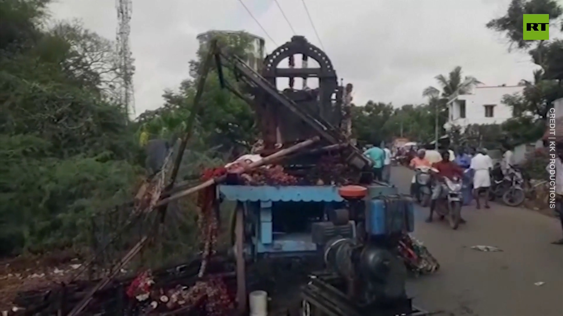 DISTRESSING: Hindu festival procession turns deadly in India