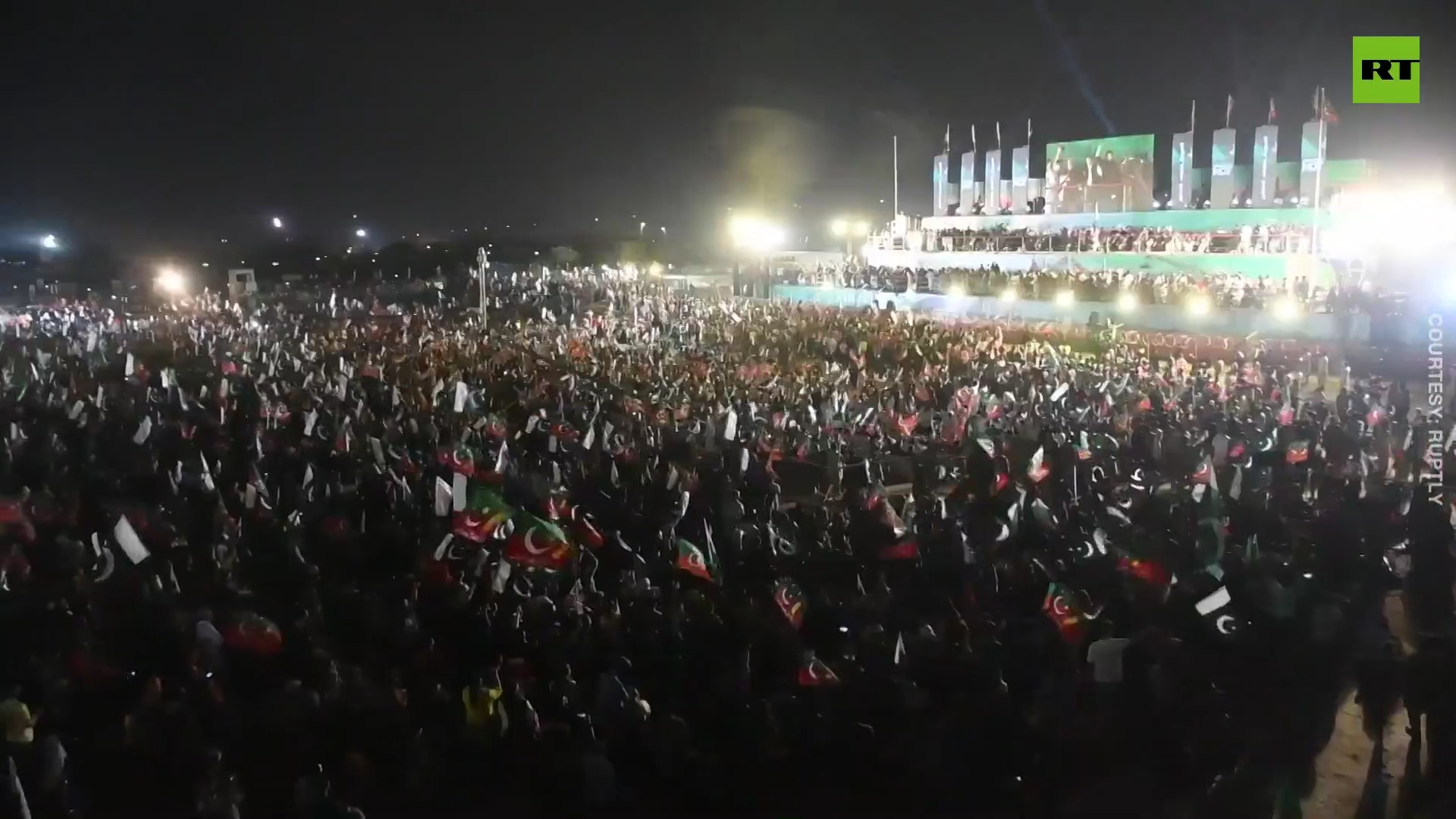 Massive demonstration in support of ousted PM Khan in Pakistan