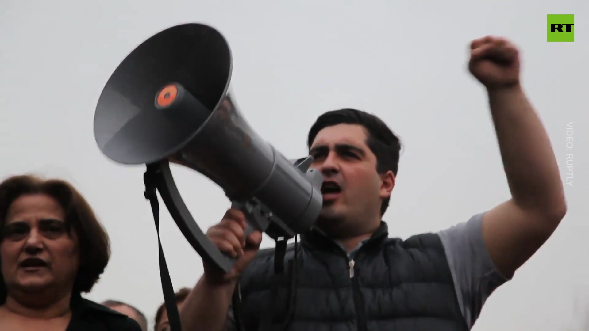 Yerevan sees thousands rally in support of disputed Nagorno-Karabakh