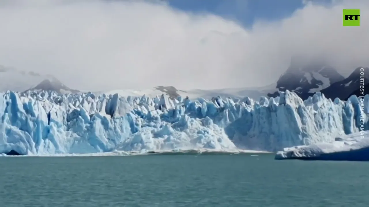 Glacier collapses in Argentina