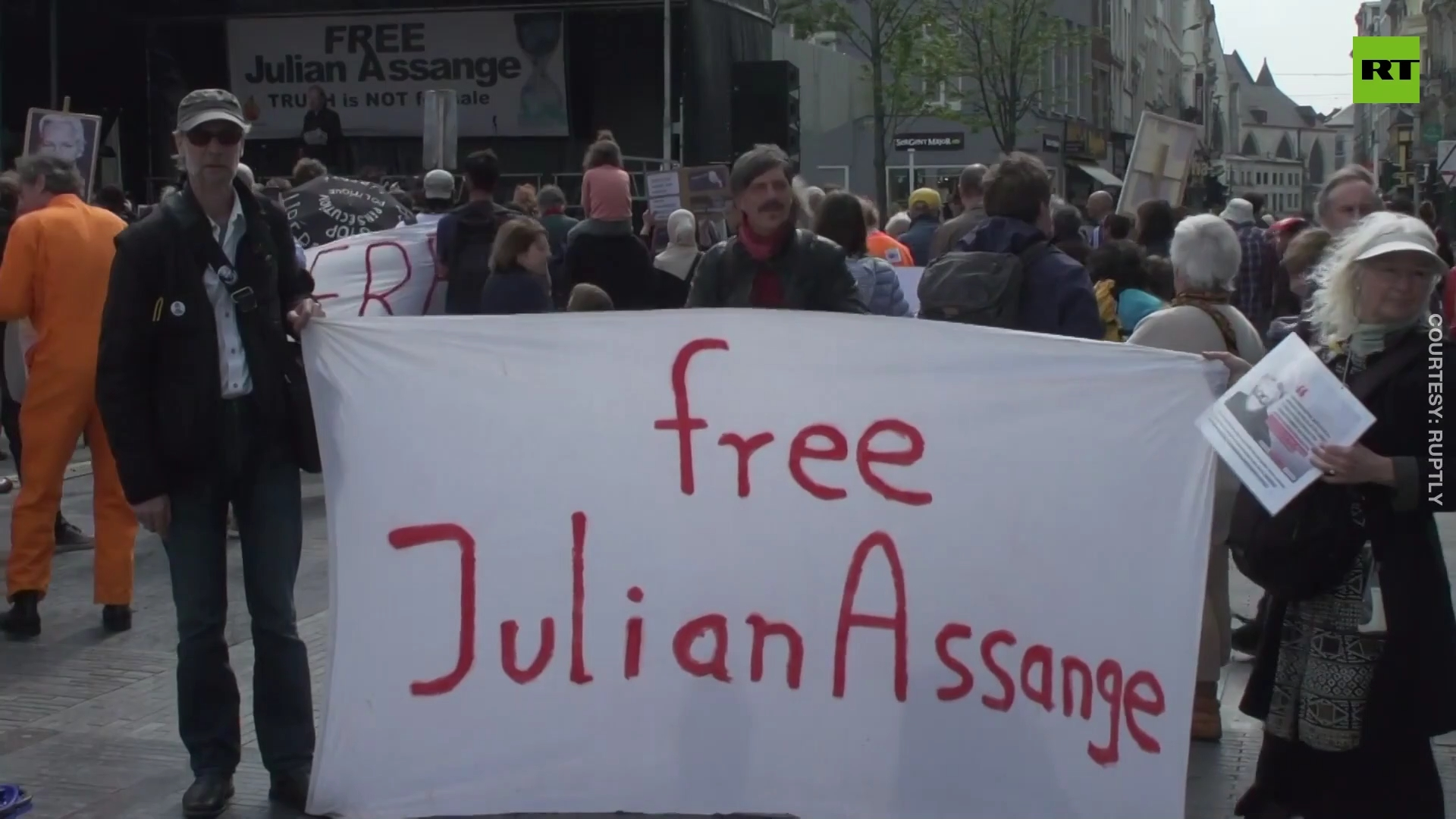 'Free Julian Assange' | Belgian protesters denounce journalist's imprisonment