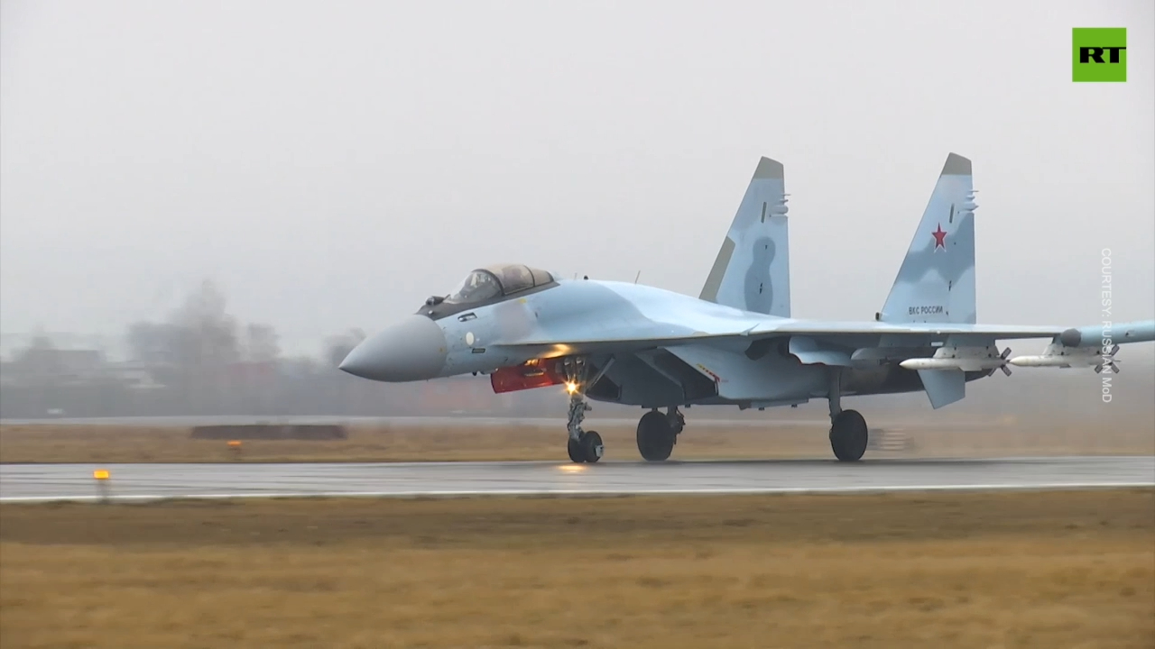 In the air with Russian fighter jets – new combat footage