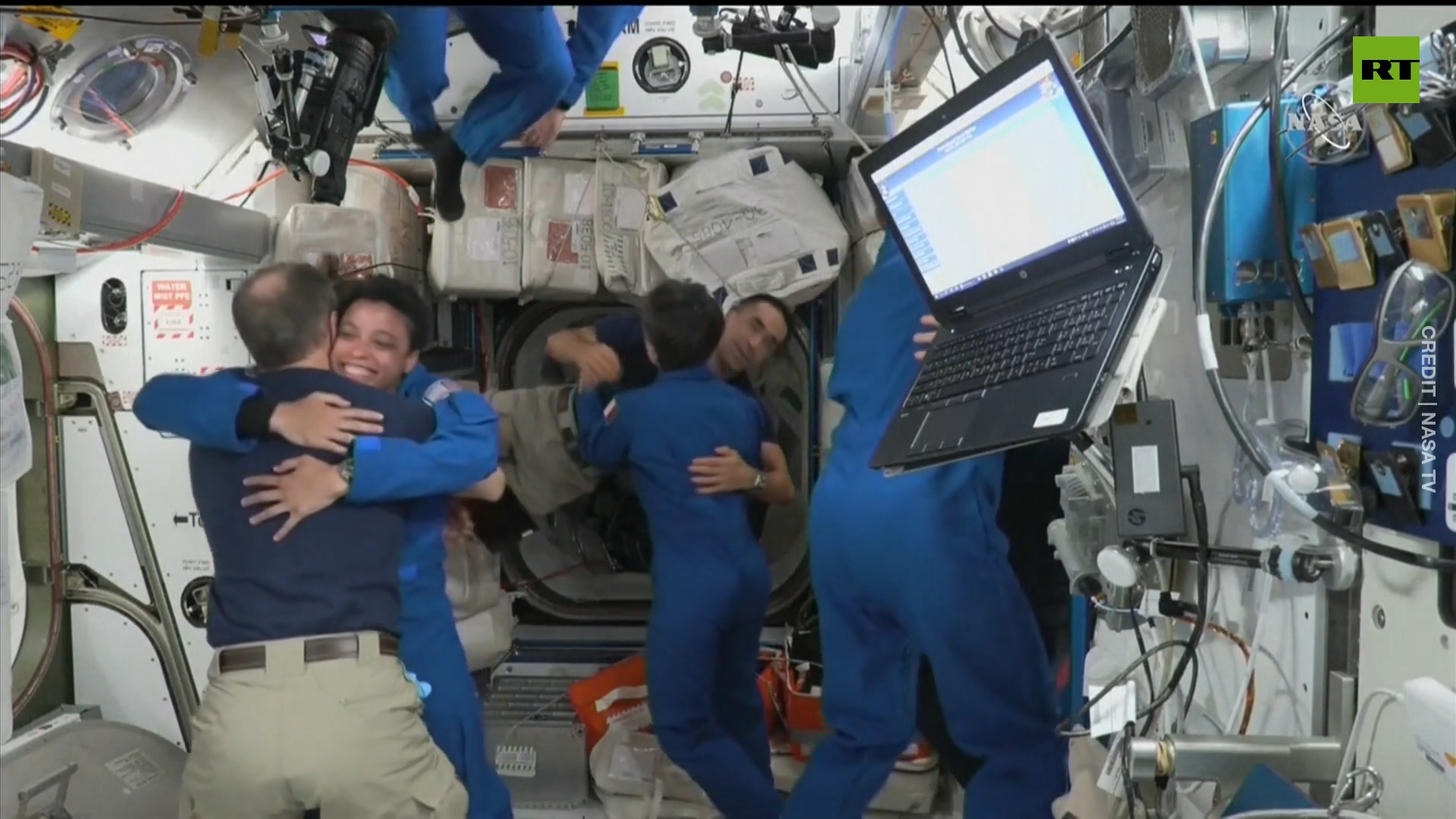 Intl Space Station welcomes new crew