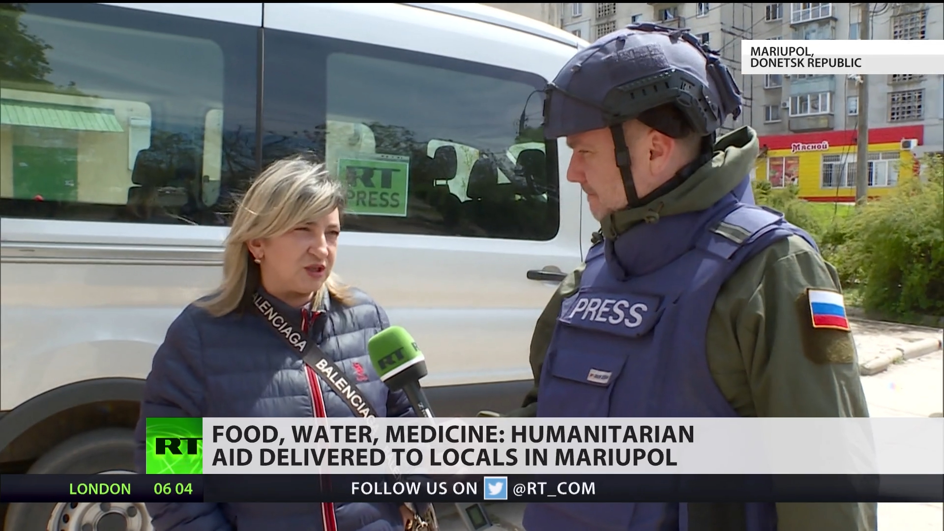 Mariupol residents receive humanitarian aid