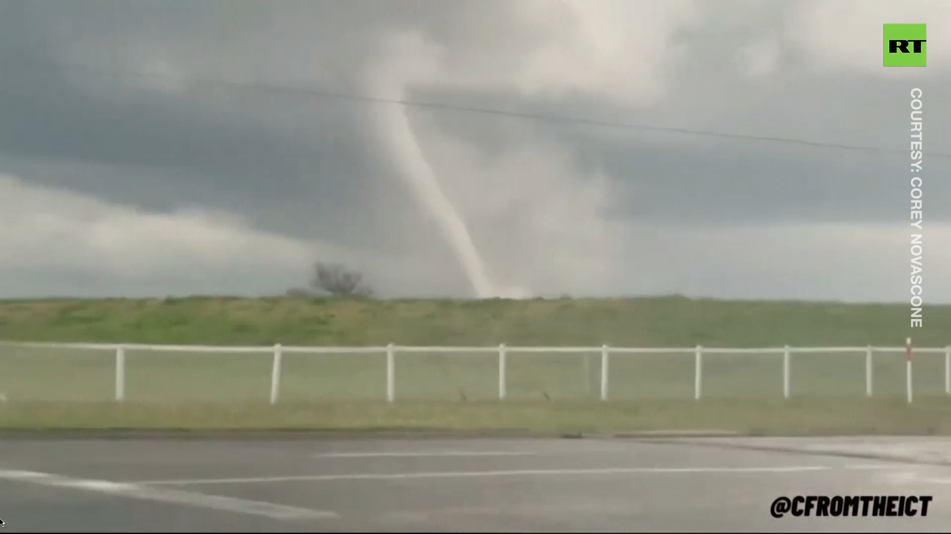 Tornado tears through Kansas causing extensive damage