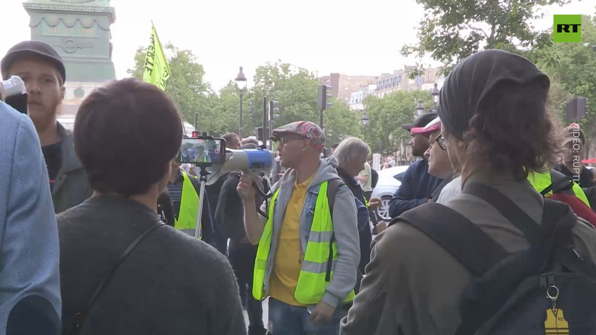 Yellow Vests protest against Macron policies