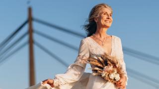 68-year-old Woman Still Wants To Get Married LOL - MGTOW