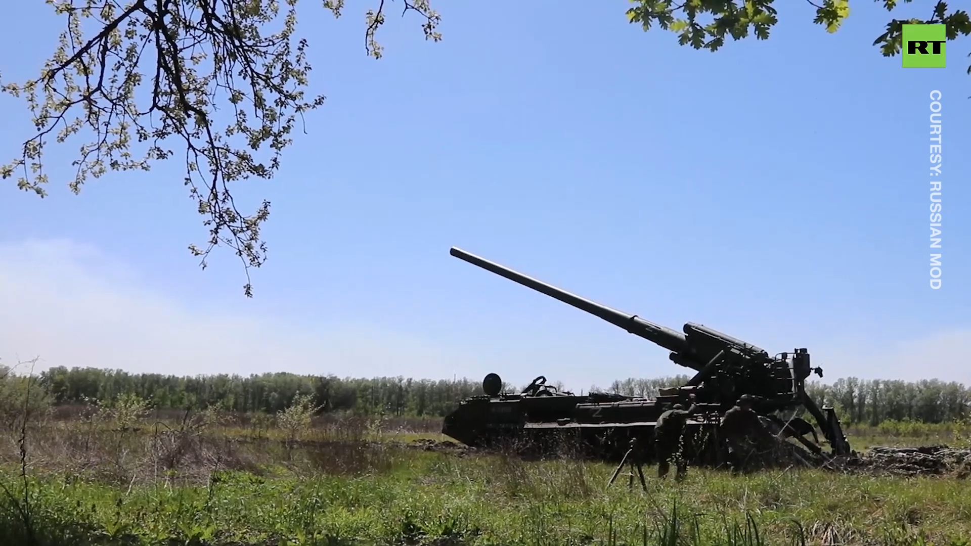 Russian 'Pion' destroys Ukrainian military targets