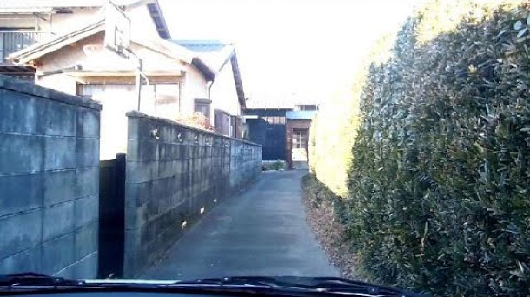 Super Narrow Streets in Japan